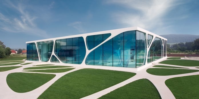 Leonardo_Glass_Cube_-_Corporate_architecture.jpg