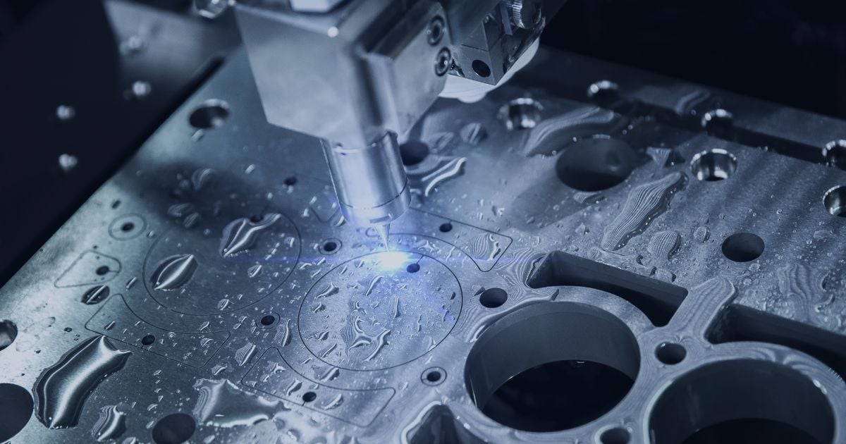 Traditional Manfacturing Traditional Manufacturing's Enduring Strengths