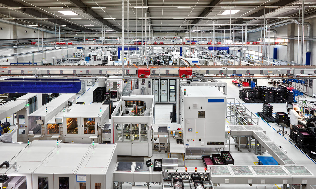 Eberspächer Production Hall for Car Electronics